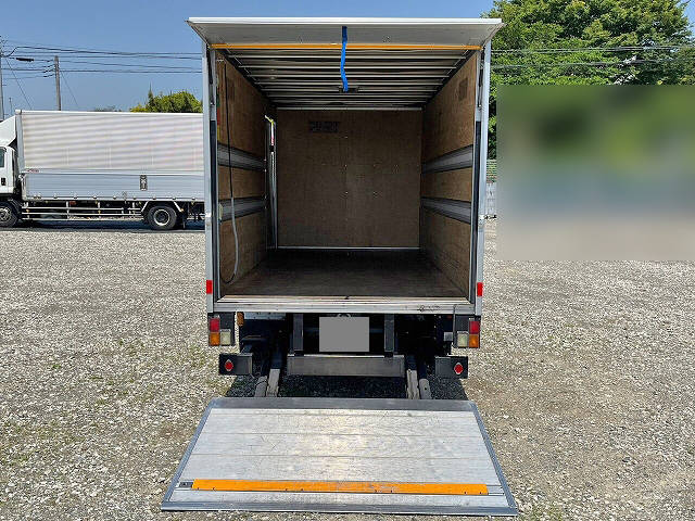 三菱ふそうキャンターアルミバン小型（2t・3t）[写真10]