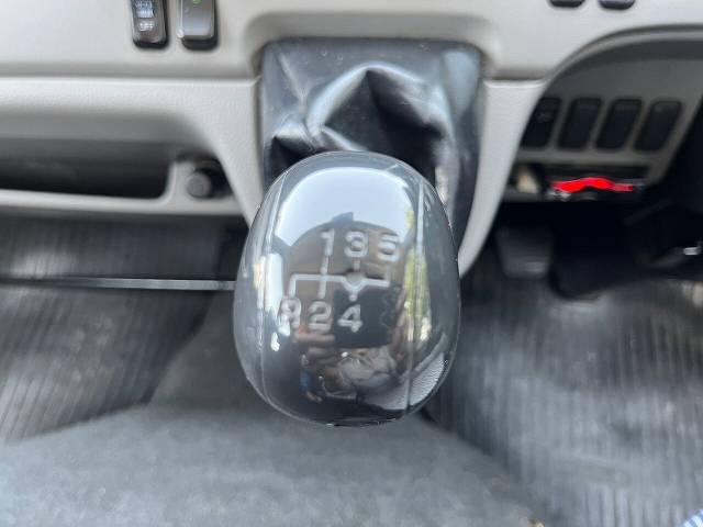 三菱ふそうキャンターアルミバン小型（2t・3t）[写真15]