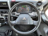 三菱ふそうキャンターアルミバン小型（2t・3t）[写真19]