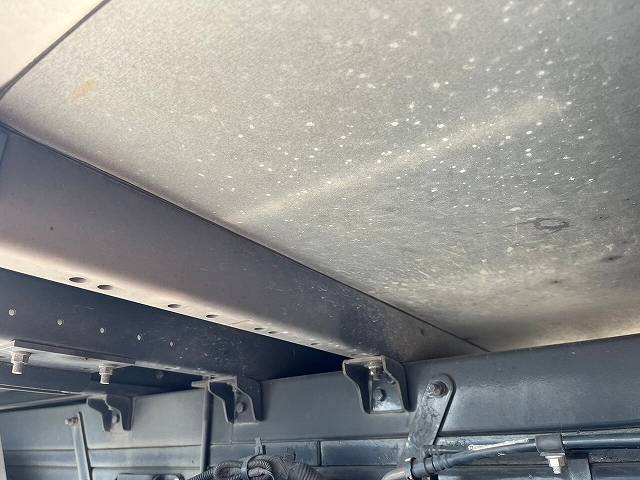 三菱ふそうキャンターアルミバン小型（2t・3t）[写真22]