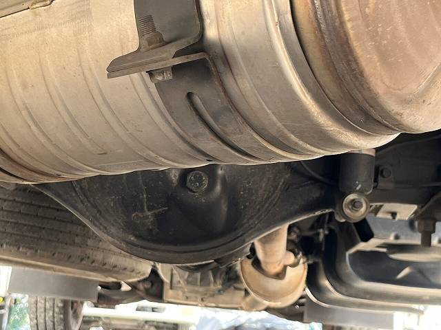 三菱ふそうキャンターアルミバン小型（2t・3t）[写真29]