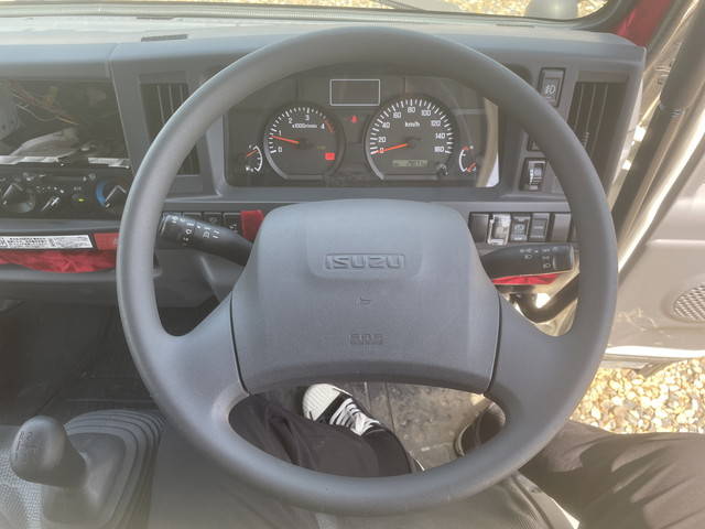 いすゞエルフダンプ小型（2t・3t）[写真33]