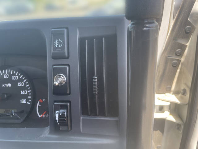 いすゞエルフダンプ小型（2t・3t）[写真35]