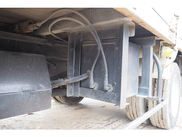 トヨタダイナアルミウイング小型（2t・3t）[写真24]