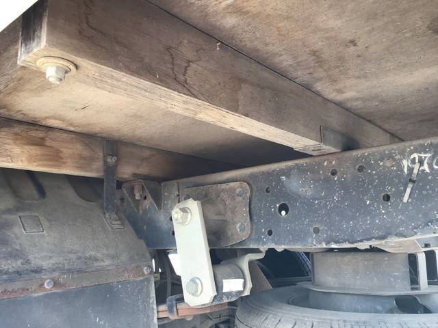 いすゞエルフダブルキャブ（Wキャブ）小型（2t・3t）[写真18]