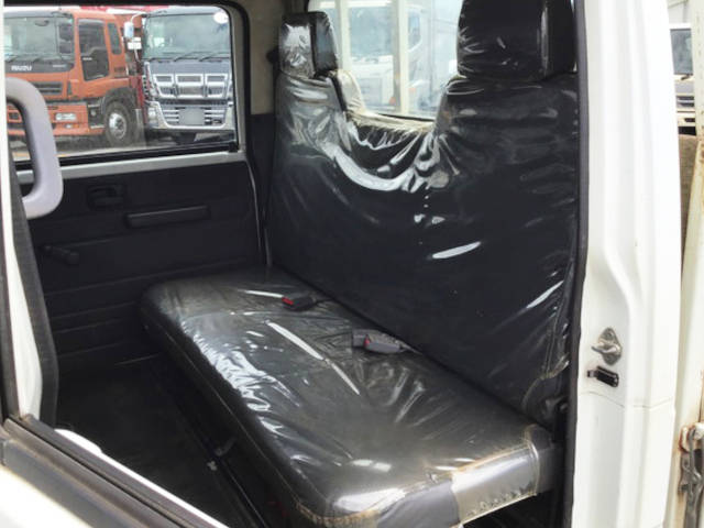 いすゞエルフダブルキャブ（Wキャブ）小型（2t・3t）[写真29]