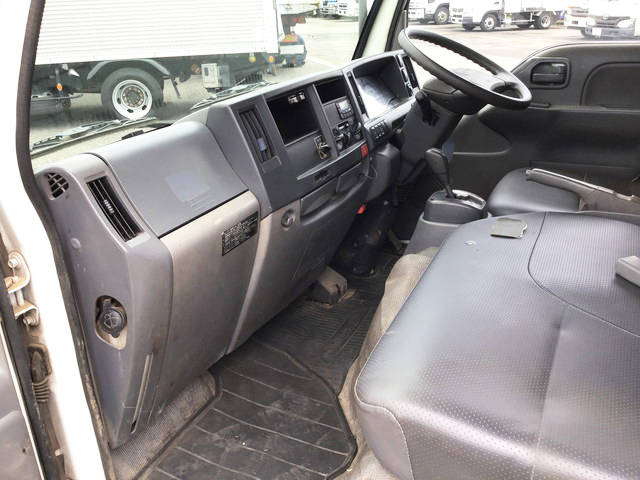 いすゞエルフダブルキャブ（Wキャブ）小型（2t・3t）[写真31]