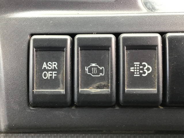 いすゞエルフダブルキャブ（Wキャブ）小型（2t・3t）[写真39]