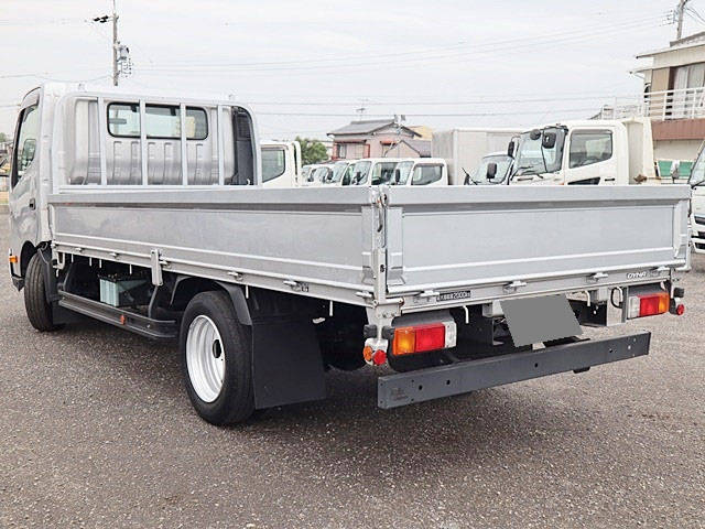 トヨタダイナ平ボディ小型（2t・3t）[写真02]