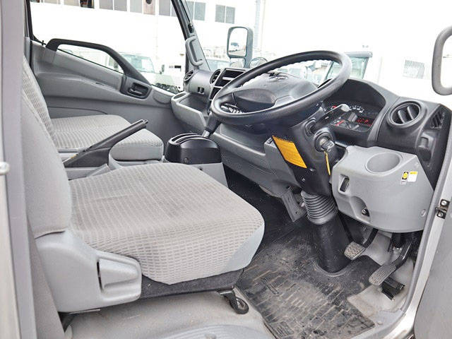 トヨタダイナ平ボディ小型（2t・3t）[写真29]