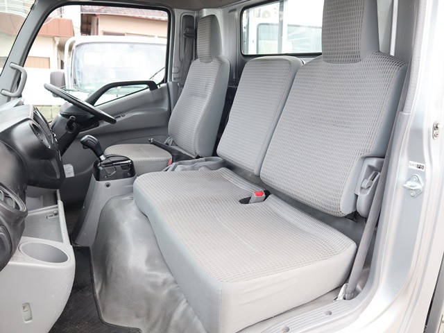 トヨタダイナ平ボディ小型（2t・3t）[写真32]