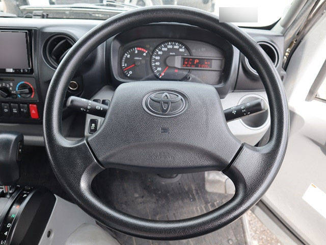 トヨタダイナ平ボディ小型（2t・3t）[写真33]