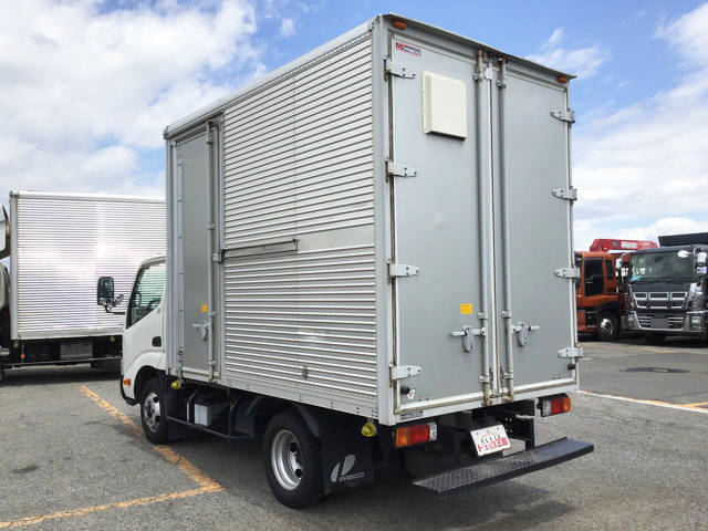 日野デュトロアルミバン小型（2t・3t）[写真04]