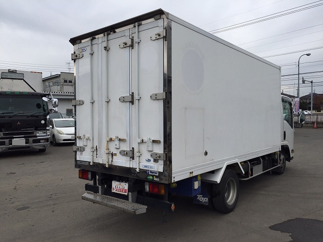 いすゞエルフ冷凍車（冷蔵車）小型（2t・3t）[写真02]
