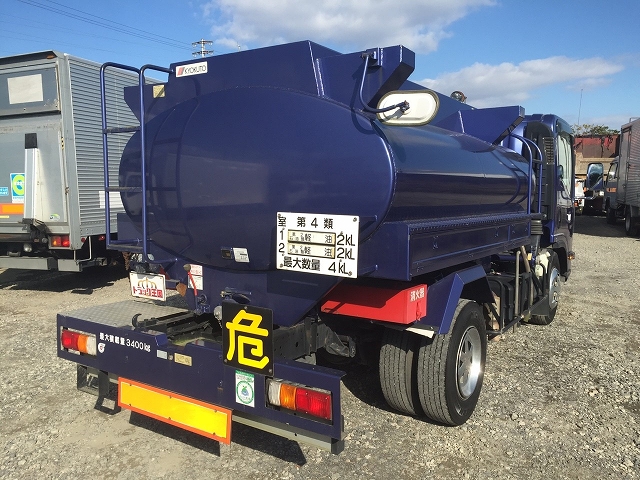 いすゞエルフタンク車（タンクローリー）小型（2t・3t）[写真02]