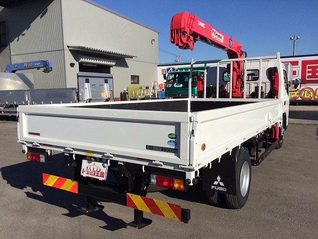 三菱ふそうキャンターセルフクレーン4段小型（2t・3t）[写真02]