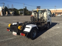 トヨタダイナアームロール小型（2t・3t）[写真02]