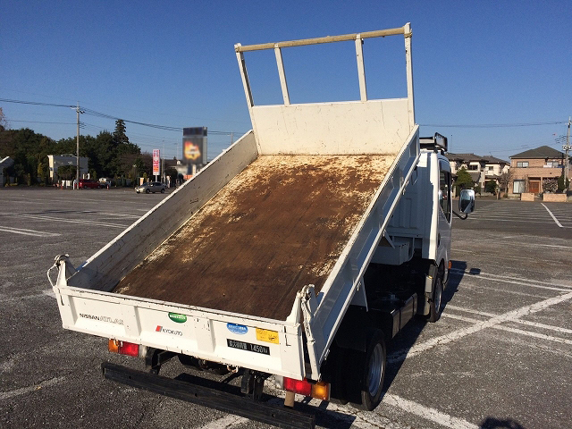 日産アトラスダンプ小型（2t・3t）[写真02]