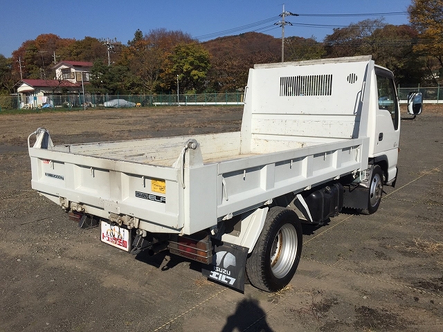 いすゞエルフダンプ小型（2t・3t）[写真02]