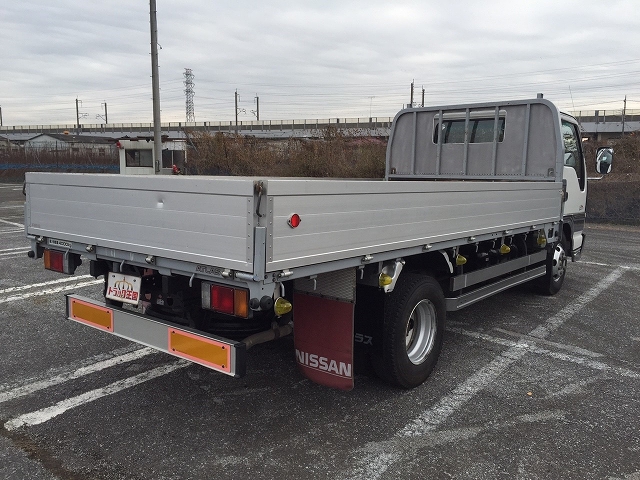 日産アトラスアルミブロック小型（2t・3t）[写真02]