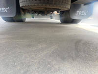 いすゞフォワードアルミウイング増トン（6t・8t）[写真18]