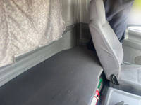 いすゞフォワードアルミウイング増トン（6t・8t）[写真25]