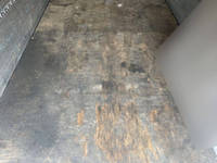 いすゞフォワードアルミウイング増トン（6t・8t）[写真09]