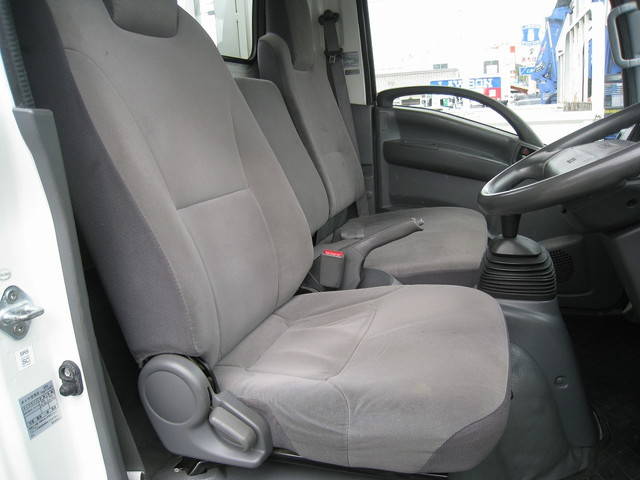 マツダタイタン平ボディ小型（2t・3t）[写真17]