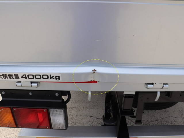 いすゞエルフ平ボディ小型（2t・3t）[写真13]