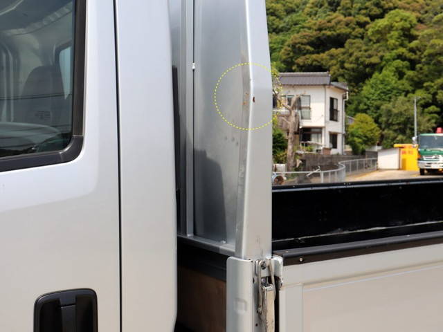 いすゞエルフ平ボディ小型（2t・3t）[写真15]