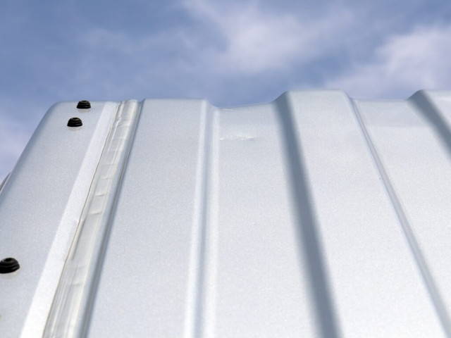 いすゞエルフ平ボディ小型（2t・3t）[写真17]