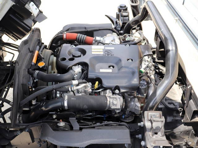 いすゞエルフ平ボディ小型（2t・3t）[写真23]