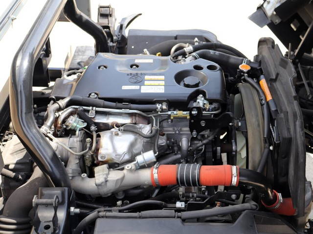 いすゞエルフ平ボディ小型（2t・3t）[写真24]