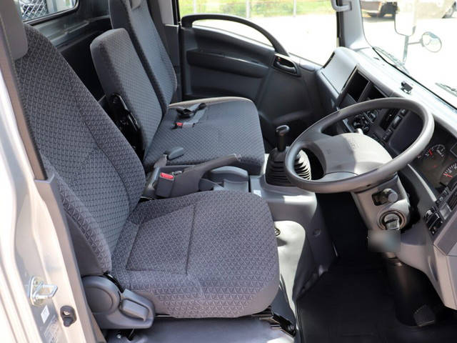 いすゞエルフ平ボディ小型（2t・3t）[写真27]