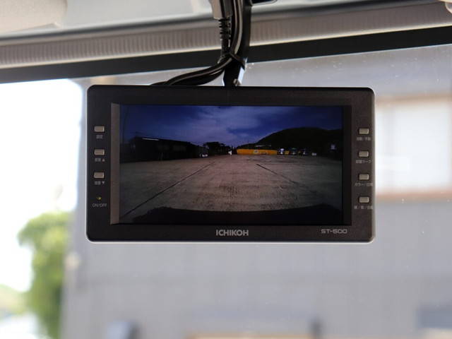 いすゞエルフ平ボディ小型（2t・3t）[写真29]