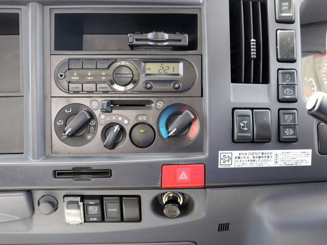 いすゞエルフ平ボディ小型（2t・3t）[写真30]