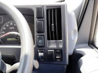 いすゞエルフ平ボディ小型（2t・3t）[写真32]