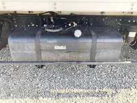 三菱ふそうキャンターアルミバン小型（2t・3t）[写真15]