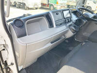 三菱ふそうキャンターアルミバン小型（2t・3t）[写真29]