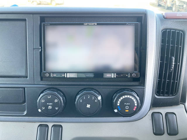 三菱ふそうキャンターアルミバン小型（2t・3t）[写真33]