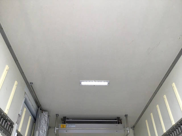 三菱ふそうキャンター冷凍車（冷蔵車）小型（2t・3t）[写真13]