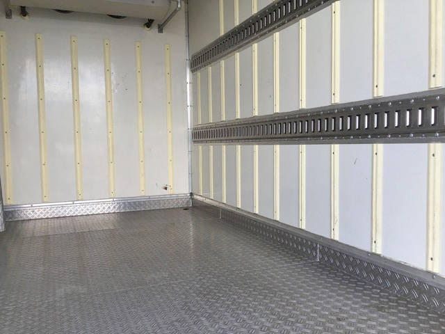 三菱ふそうキャンター冷凍車（冷蔵車）小型（2t・3t）[写真16]