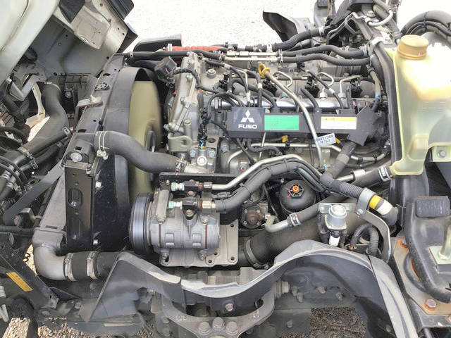 三菱ふそうキャンター冷凍車（冷蔵車）小型（2t・3t）[写真28]