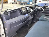 三菱ふそうキャンター冷凍車（冷蔵車）小型（2t・3t）[写真33]