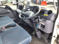 三菱ふそうキャンター冷凍車（冷蔵車）小型（2t・3t）[写真37]