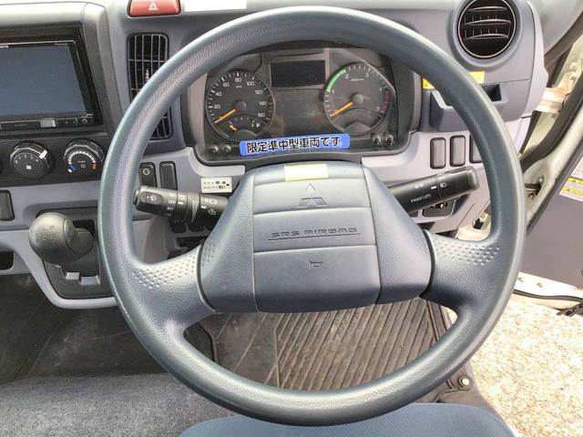 三菱ふそうキャンター冷凍車（冷蔵車）小型（2t・3t）[写真38]