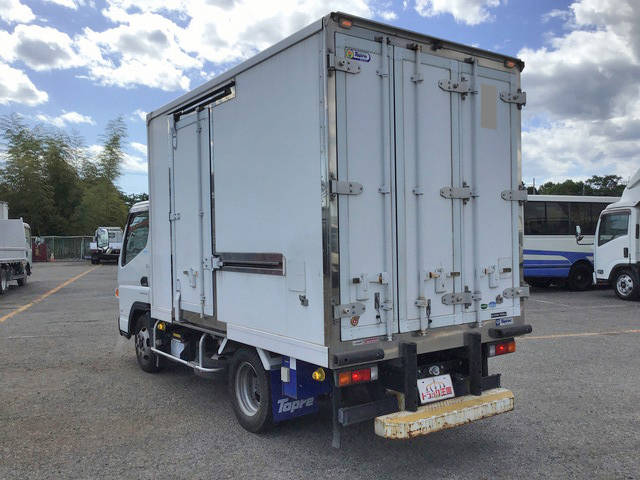 三菱ふそうキャンター冷凍車（冷蔵車）小型（2t・3t）[写真04]