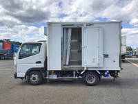 三菱ふそうキャンター冷凍車（冷蔵車）小型（2t・3t）[写真06]