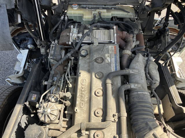 日野プロフィアアルミウイング大型（10t）[写真22]