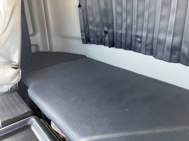 日野プロフィアアルミウイング大型（10t）[写真30]